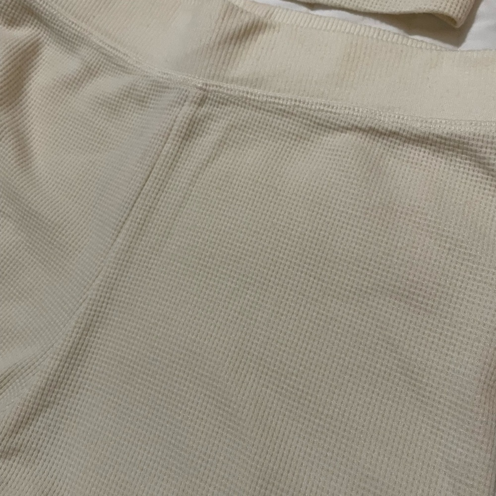 New - VS Glow softest Waffle cami & shorts 2-piece Set - Picture 5 of 8